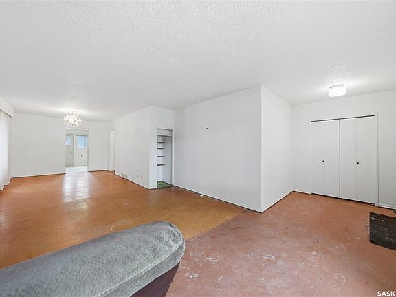 5th image of 807 29th STREET W