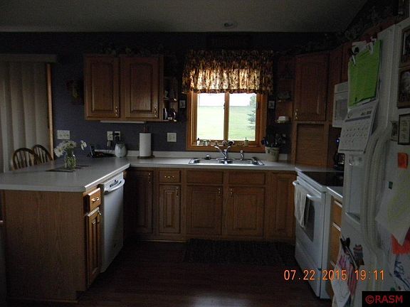 2nd image of 275 S Rolling Hills Dr