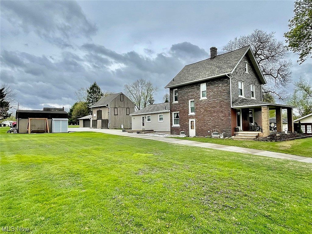 3232 Lincoln St E, Canton, OH 44707 Zillow