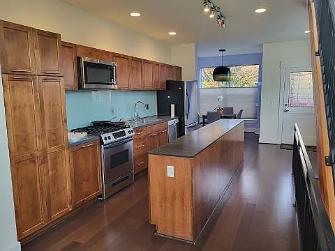 2817 S Columbian Way #2817 — Photo 1