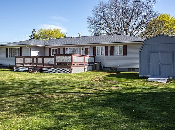 4th image of 120 E Bennett Cir