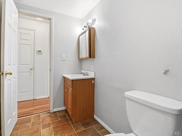 7461 Webster St — Photo 18