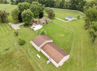15681 Arnold Rd, Gregory, MI 48137