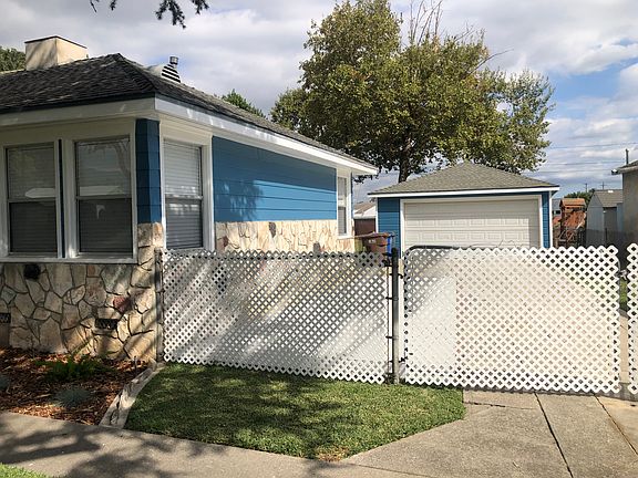 2nd image of 10828 Montecito Dr