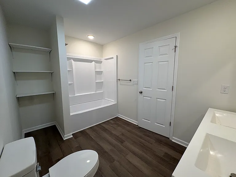 121 Mason St — Photo 4