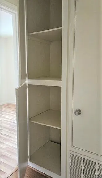 1829 Cherokee Dr #4 — Photo 6