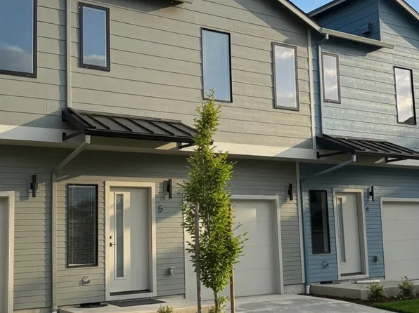 2024 Sunset Dr Unit 5, Medford, OR 97501