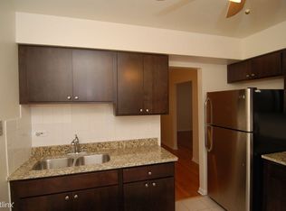 7542 N Oakley Ave APT 1W, Chicago, IL 60645
