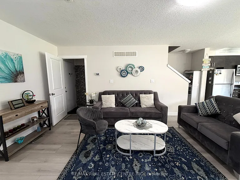 51 Wilkinson Ave — Photo 9