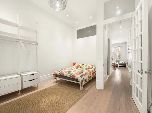 168 West 130th Street image 17 of 62