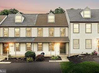 2705 Woodmont Dr, York, PA