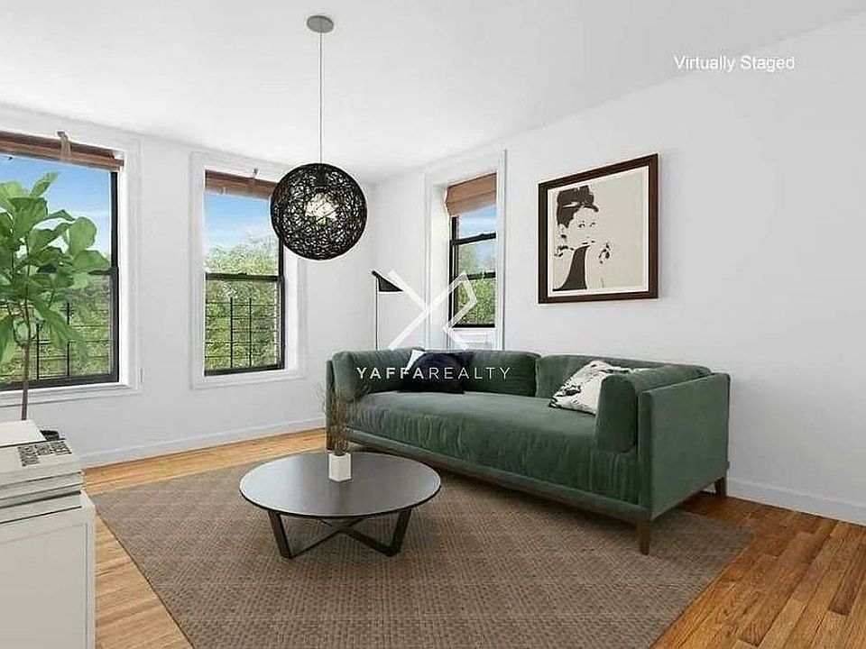 1st image of 45 Central Park N #4D