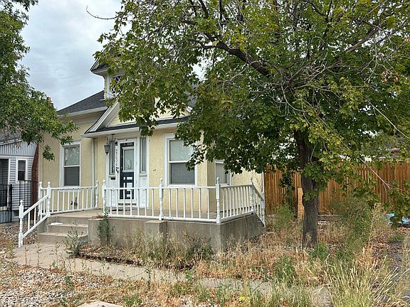 2nd image of 2136 Cedar St