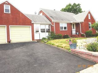 35 N 17th Ave, Manville, NJ