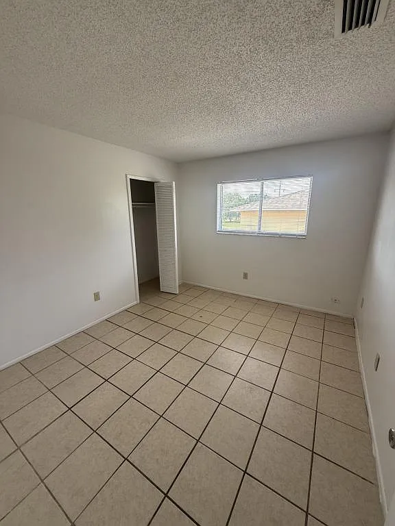 3920 Essex St — Photo 3