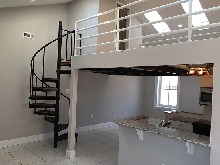 2308 Lombard Street — Photo 19