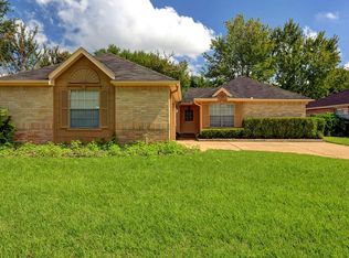 2410 Horseshoe Ln, Richmond, TX 77406