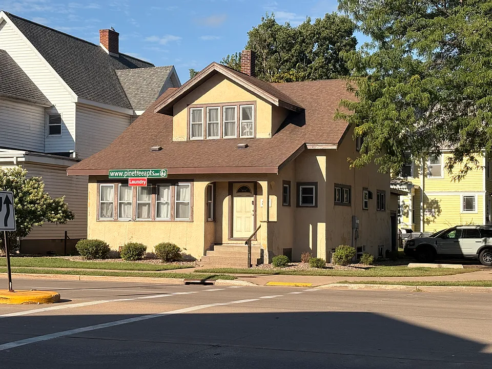 231 W Ave N