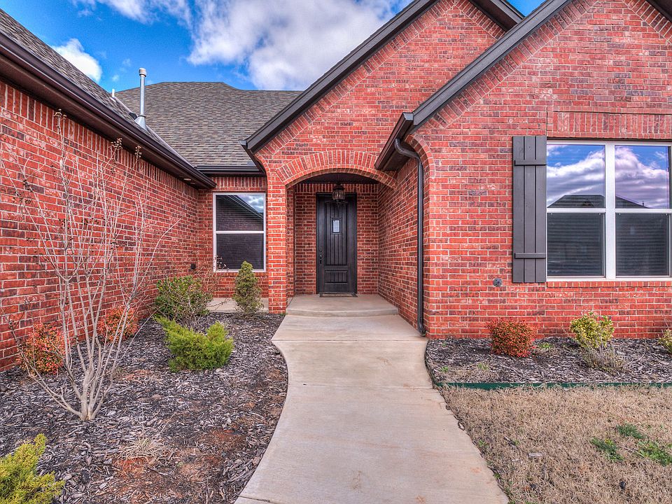1st image of 3368 Sagebrush Pl