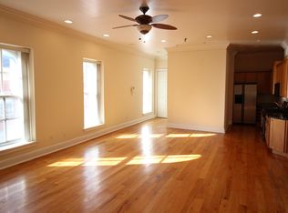 113 Chestnut St #4F, Philadelphia, PA 19106