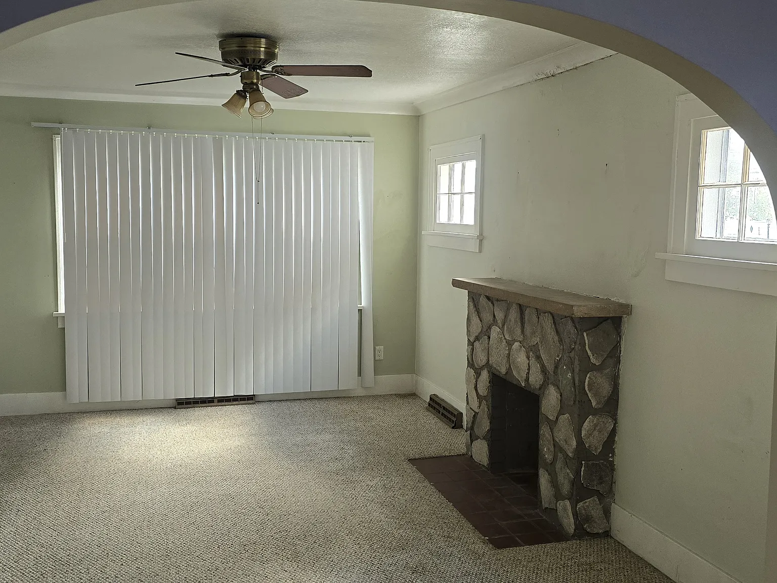 2 bed, 1035 sqft, $1,125 — Photo 2