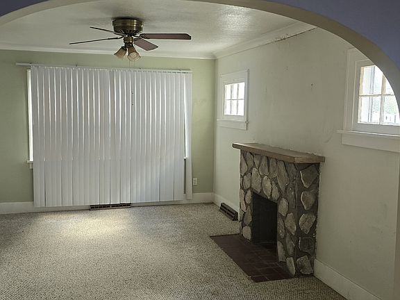 2nd image of 1753 Talbot St