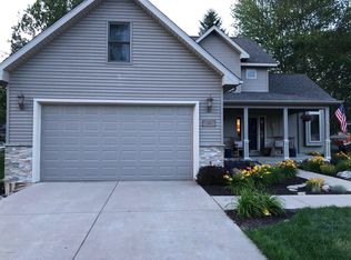 772 Lake Shore Point, Coldwater, MI 49036