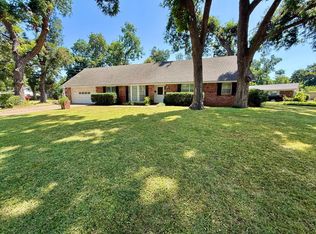 5625 S Trenton Ave, Tulsa, OK 74105