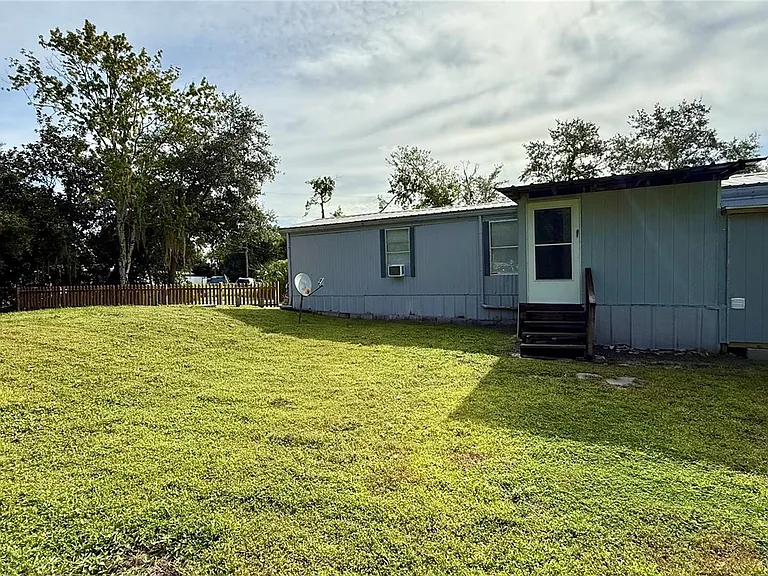 5109 Hibiscus Rd — Photo 1