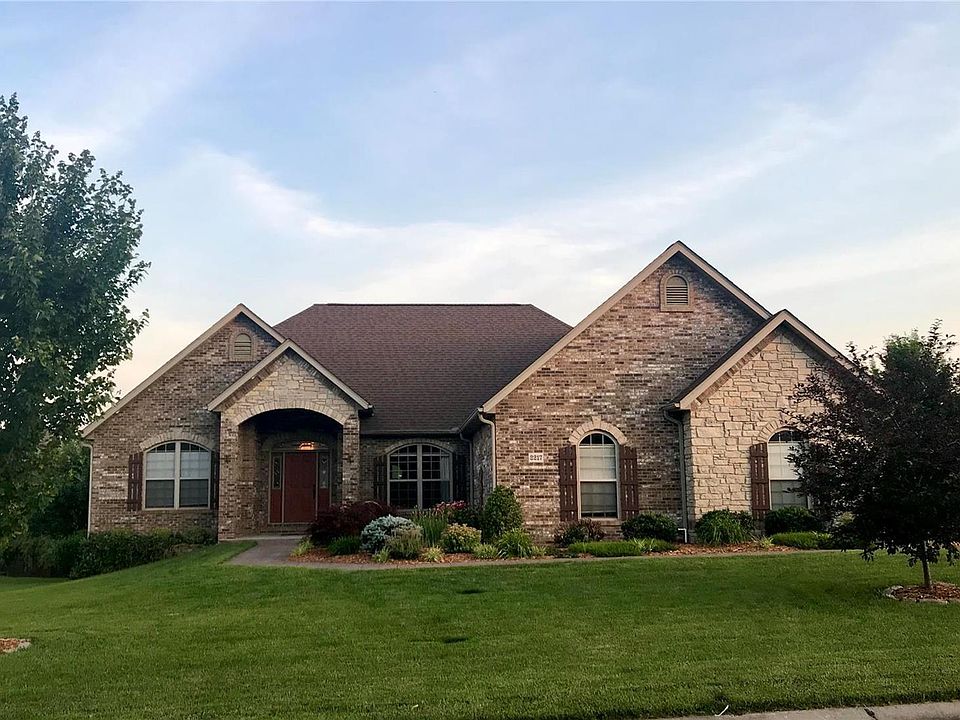 1st image of 2217 Sussex Dr