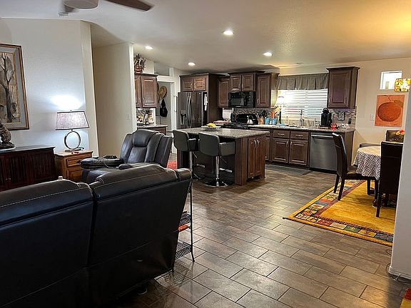 2nd image of 1430 Sunrise Dr