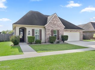 1908 Daspit Rd, New Iberia, LA 70563