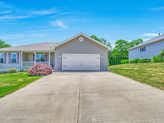 4th image of 101 Cleveland Dr