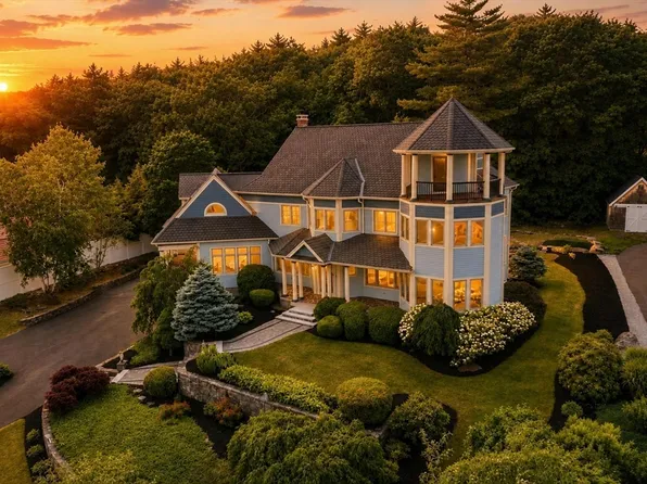 258 Hill St, Leominster, MA 01453