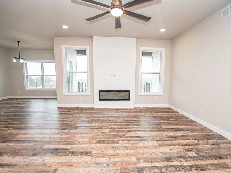7010 Route M — Photo 5