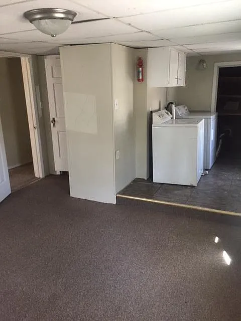 3 bed, 950 sqft, $1,200 — Photo 4