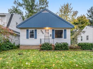 500 Kenwood St NE, Grand Rapids, MI 49505