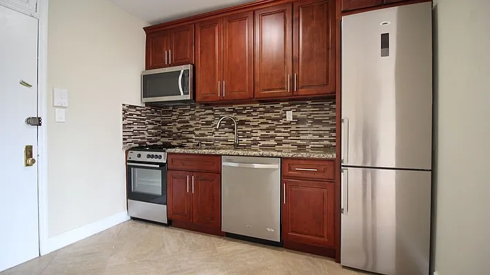 Rented by Nooklyn NYC LLC | media 30