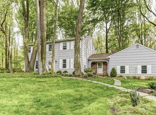 30 Heyward Hills Dr, Holmdel, NJ 07733