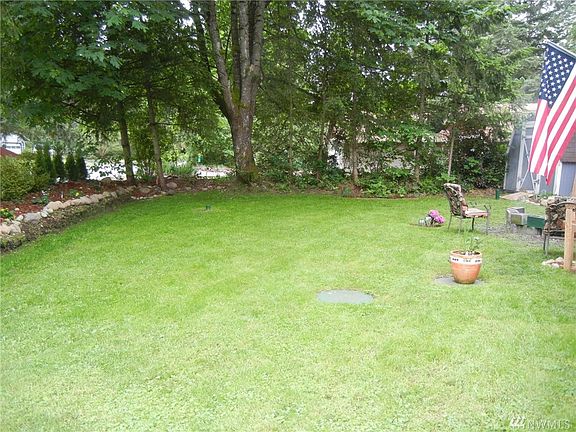 2nd image of 17739 E Clear Lake Blvd SE