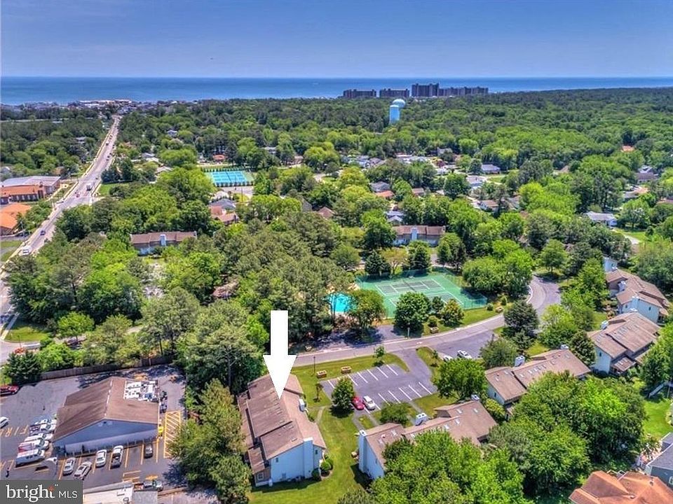 1st image of 751 Bayberry Cir #751