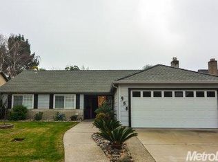 958 Pebble Way, Manteca, CA 95336