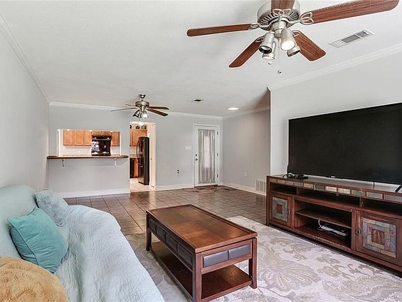 4th image of 304 Cumberland Dr