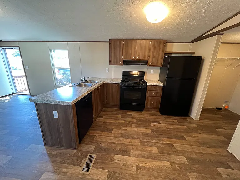 510 N 19th St #29 — Photo 7