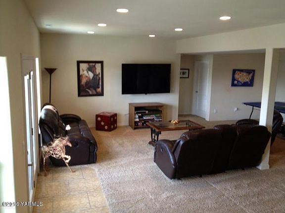 4th image of 806 White Bluffs Pl