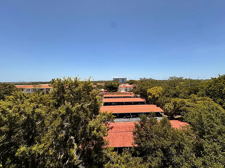 2699 Seville Blvd #701 — Photo 39