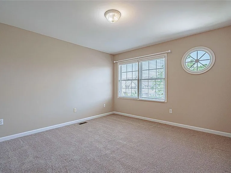 6608 Mine Dr — Photo 25