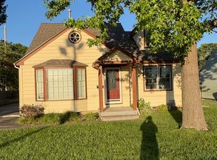 1806 SW Arnold Ave, Topeka, KS 66604