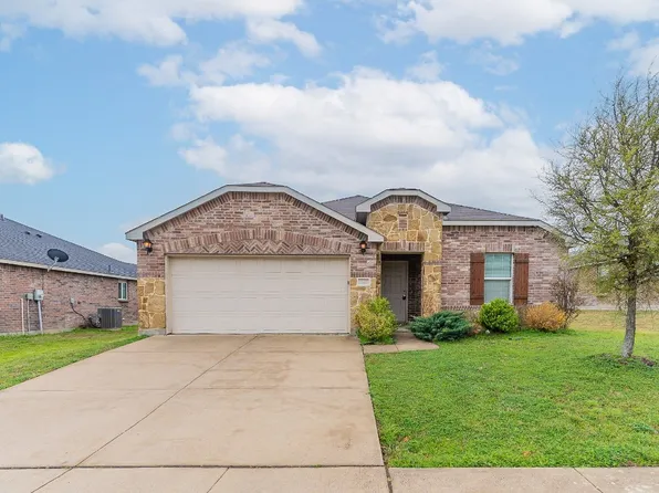 1265 Boxwood Ln, Burleson, TX 76028