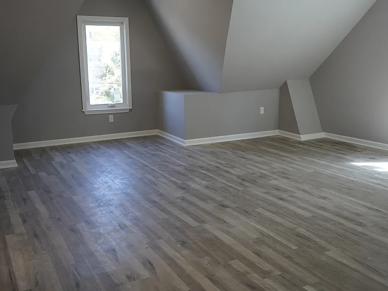 308 King St — Photo 14